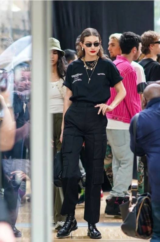 All|全黑穿搭不单调？这3个方法刘雯要和你聊一聊！