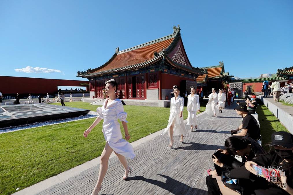 lady|“乘风破浪秀东方”idollady 2020北京时装周惊艳发布