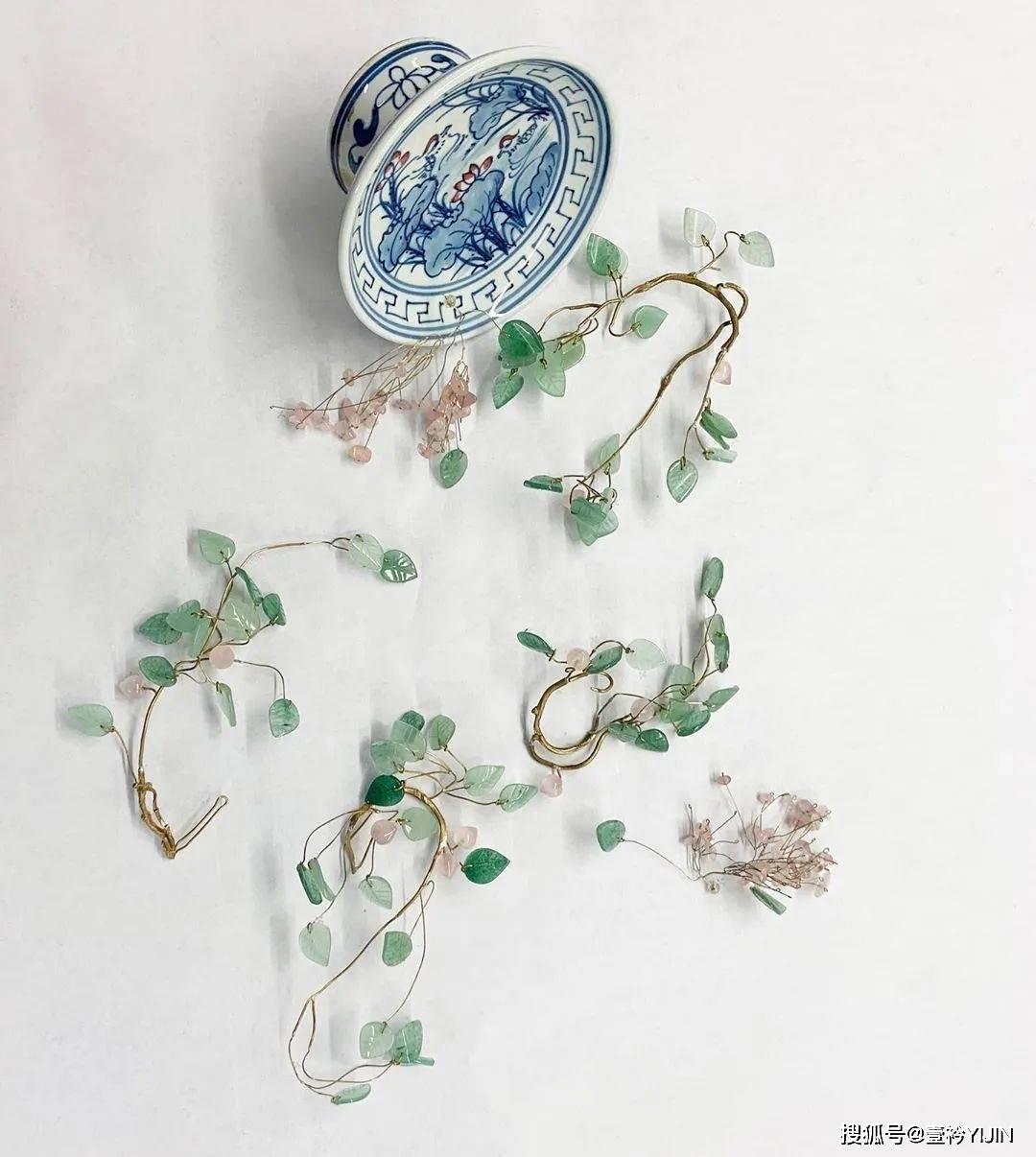 女性|新锐品牌yuhan wang国内首秀 | 极致的浪漫主义,拥抱女性的柔软力量