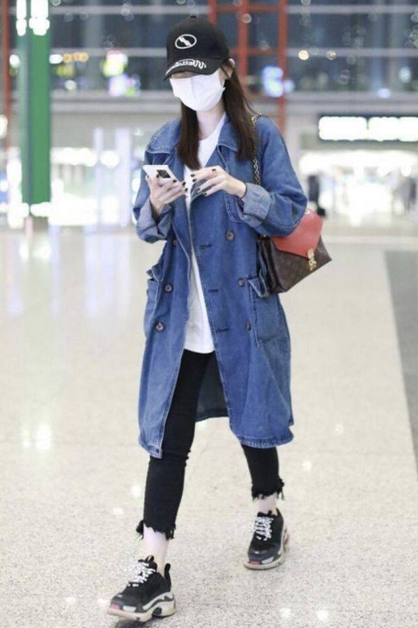 牛仔|有种“可惜”叫马蓉不出道!牛仔打扮机场露面,圈内女星都被碾压