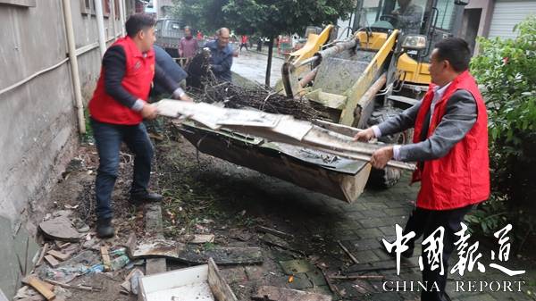 朱杨镇|江津区朱杨镇开展联合执法按下美丽乡村建设快进键