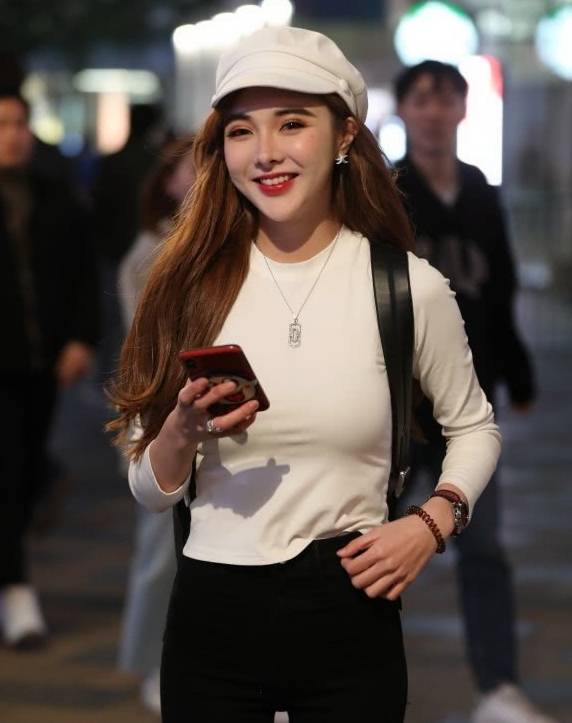 女生|敢和匡威PK的，也就只有“薯条鞋”了，怪不得连易烊千玺也爱穿