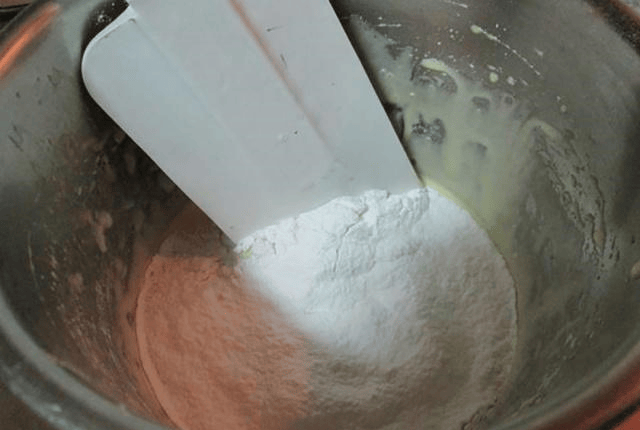 一岁宝宝吃的面粉推荐 a200ef4f16294c96a6afd1f7716d476e.png