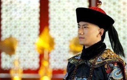 阿济格|他是多尔衮的哥哥, 曾一路大战逼死李自成, 后来为何自尽而亡?