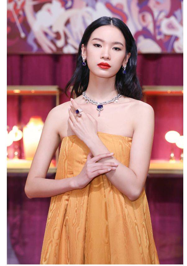 宝格丽|代言人邓伦钟楚曦亮相 BVLGARI宝格丽Barocko高级珠宝系列于北京璀璨发布