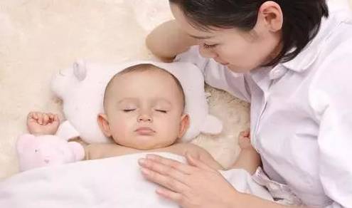 婴儿几个月出现分离焦虑 2c24bb8e33fe4d93a23e1833e1f48796.jpeg