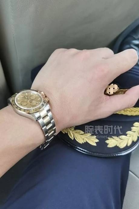 时间|近200位网友晒表，看看你的同款表友有多少？