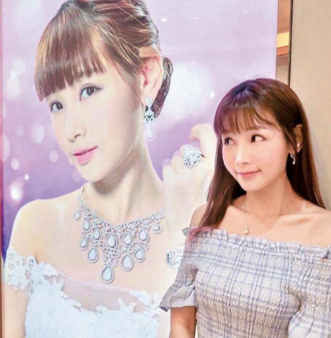 珠宝|一边发明星梦一边继承家业，31岁落选港姐简淑儿从头学做珠宝生意
