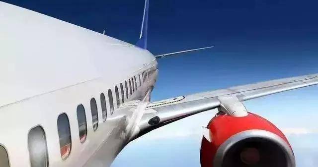 设计|飞机机翼那么薄，为什么能承受几十吨重量？