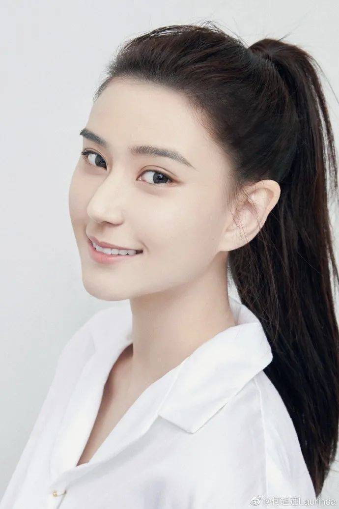 女郎|何超莲分享平价护肤品，秒变带货女郎，网友：赌王千金也缺钱？