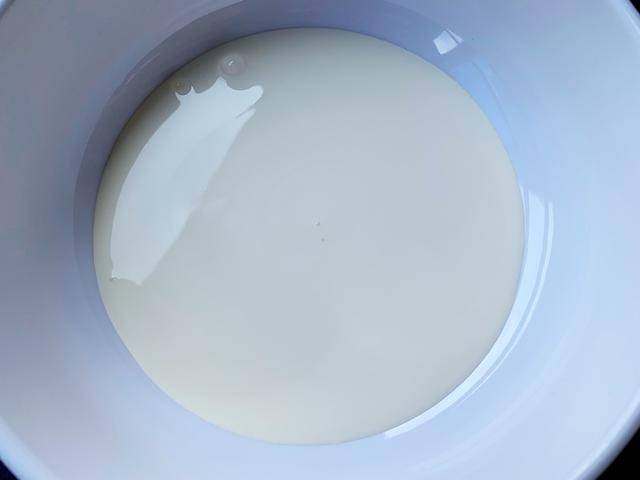 怎么做酸奶冰沙不用放冰箱 401f8b570e544ab7b5a374c6f936e19a.jpeg