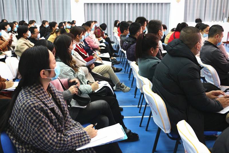 教育|一个都不能少！南阳市第十七小学量身定制家长课堂