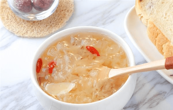 银耳怎么煮给孩子吃 4d01c26357e7499cb037e7efad95e7db.png