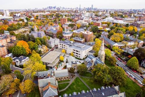 留学|今年是加拿大留学最佳申请季！各校的录取率大增！