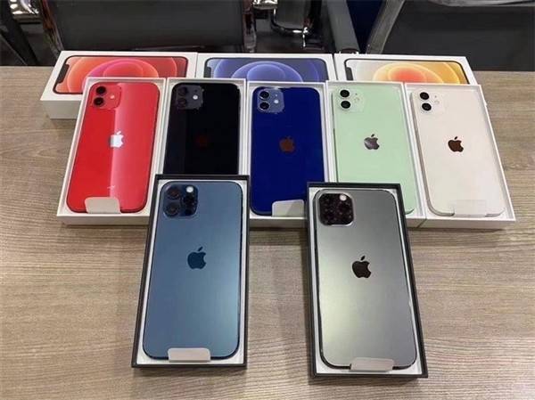 苹果iphone 12/12 pro首批真机图赏