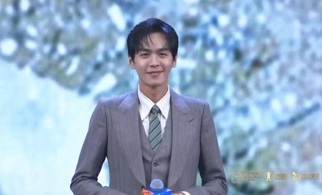 演技|原创你是否支持肖战继续出演《庆余年2》？某平台投票结果显而易见