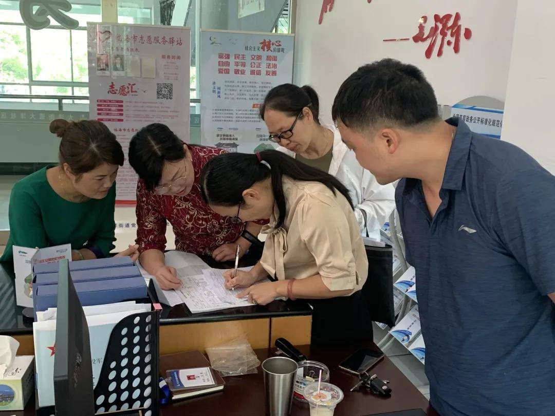 社区开展第七次全国人口普查摸底_第七次全国人口普查(3)