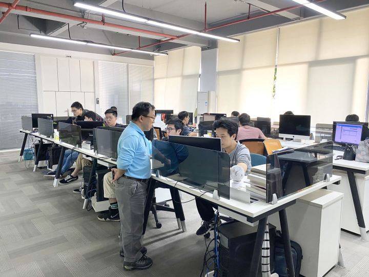 消息资讯|以南海教育为基石，用工匠精神打造的科技公司，德材教育为教育事业奉献光和热