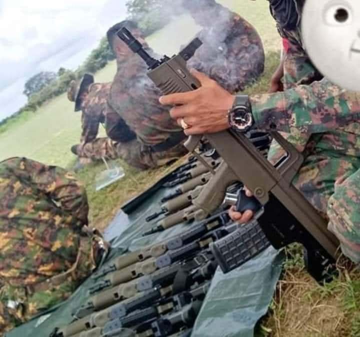 原创无托步枪真香?缅甸山寨97式大批量装备部队,亚洲两国帮了大忙