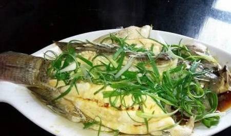 怎么看鱼蒸熟了 4d0c0e5a41234d838ec7a57fc2545251.jpeg