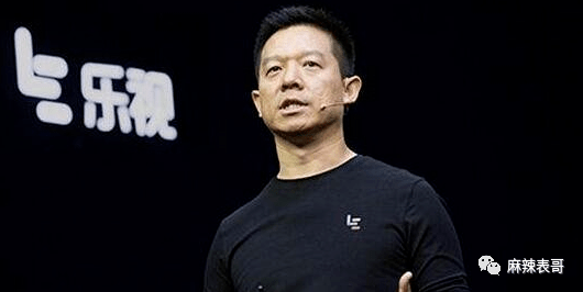 曲婉婷|爸妈老赖,周震南却戴60万手表,这是男版曲婉婷?