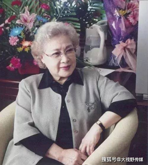 最长寿的抗癌明星:女人90岁,可以有多美?