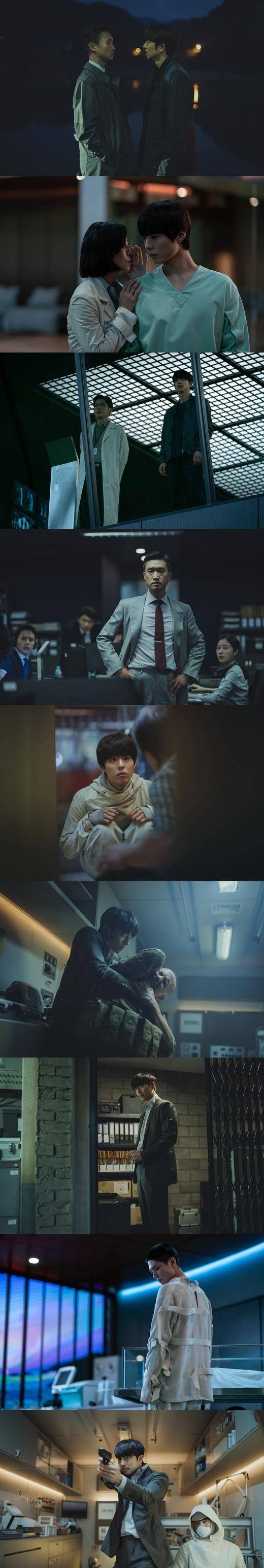 孔刘,朴宝剑主演的电影《徐福》今天公布了一组最新剧照.