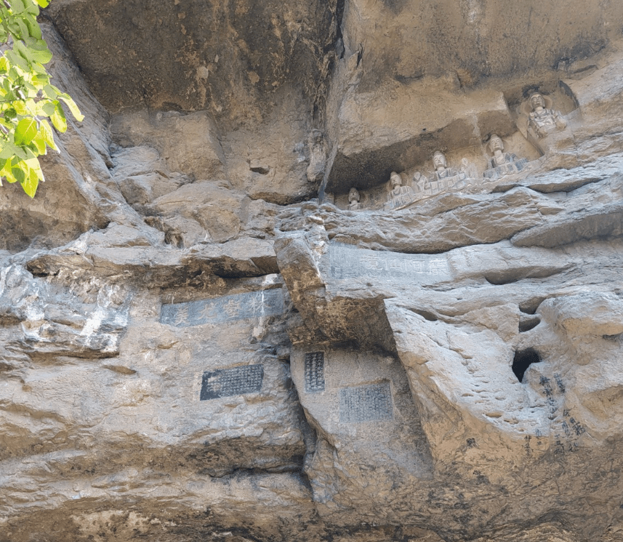 秋游济南秘境佛峪大峡谷 秋游济南秘境佛峪大峡谷