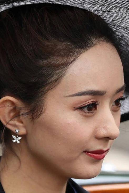 原创女明星生图:郑爽显老,赵丽颖长痘痘,只有她hold住全场