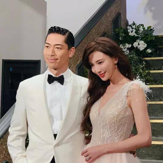 婚后林志玲变化有多大？近照风格越来越日系，