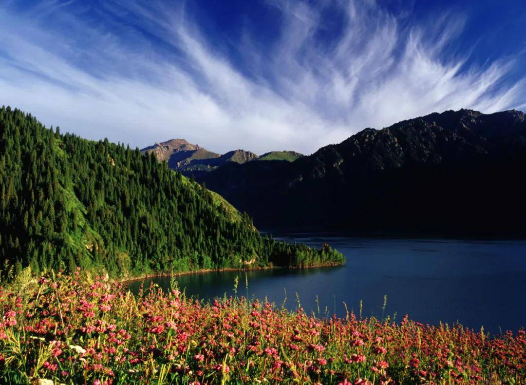 现在可以去新疆天池玩吗 7c69e3ae275841fcb041cdcf0870cc4d.jpeg