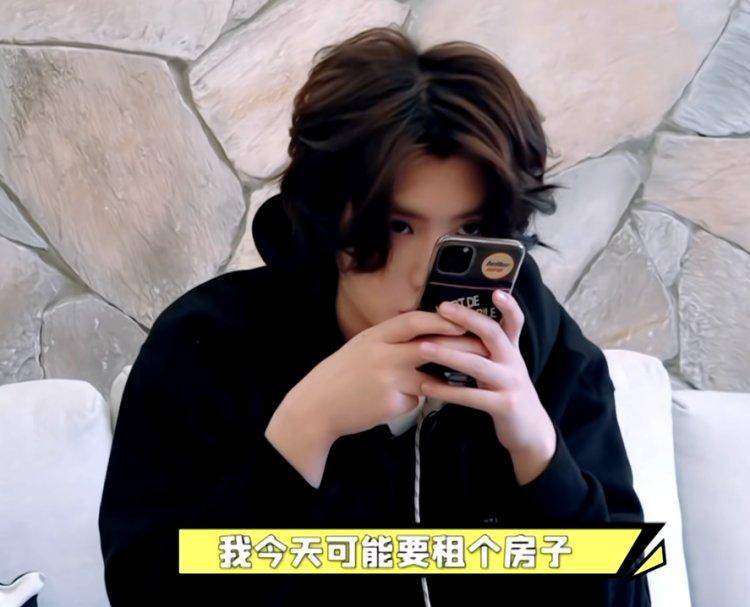 娱乐圈只认钱不认亲的明星爹妈，坑起娃来不要