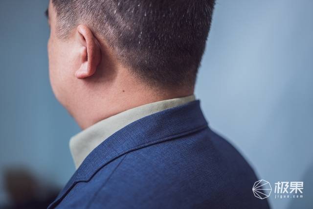 西装|AI智能定制，弹力十足巨能装，专治各种“身材不服”