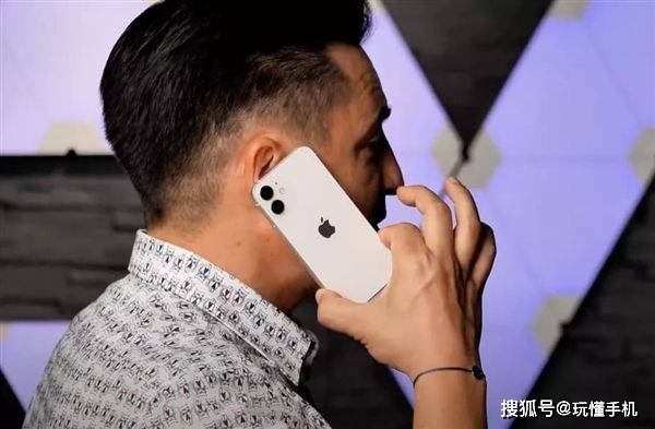 iPhone 12 mini 真機曝光：當下最輕巧的5G手機 科技 第2張