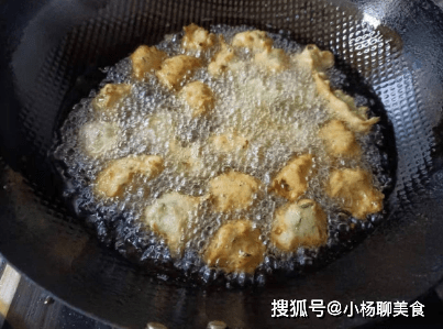 糯米丸子怎么做才不会散 a2c6c4fdd08e4d2eabba7b1c5fc94692.png