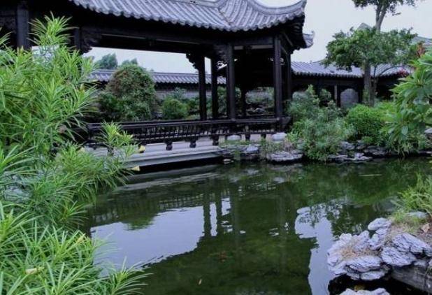 中国面积小GDP高城市_中国gdp高的城市(3)