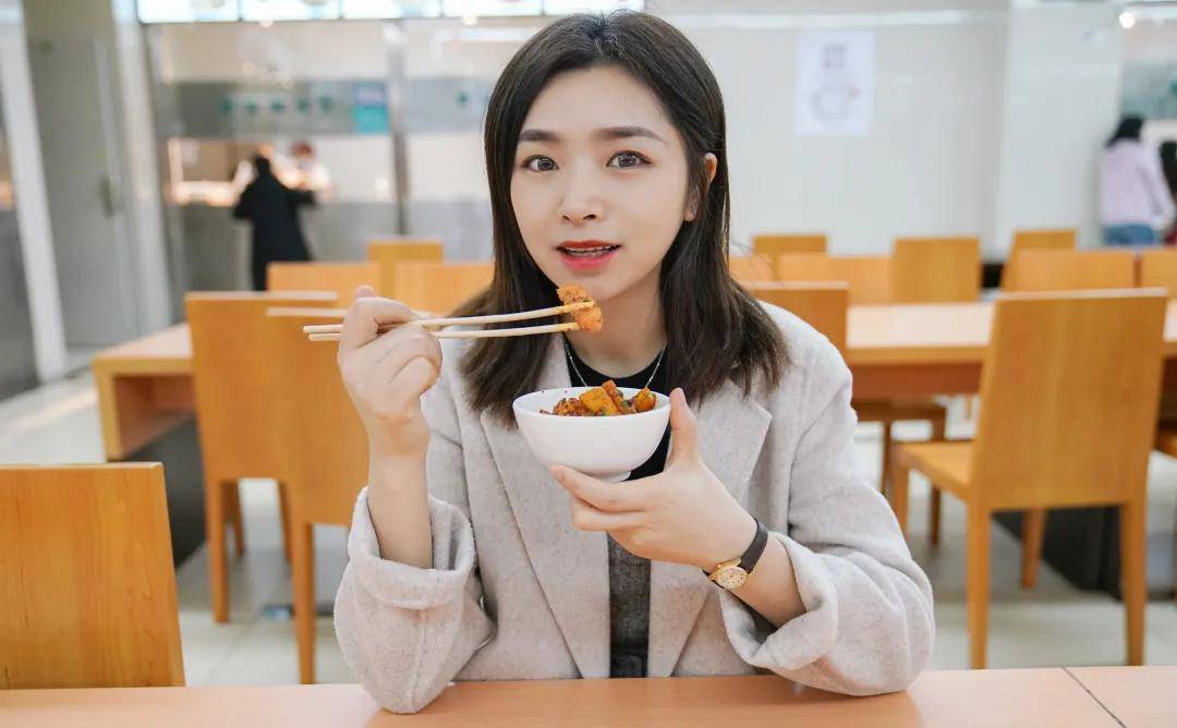 如何在抖音上找人带货 bb9e7ba5a96e4cd396e9efa925f58524.jpeg