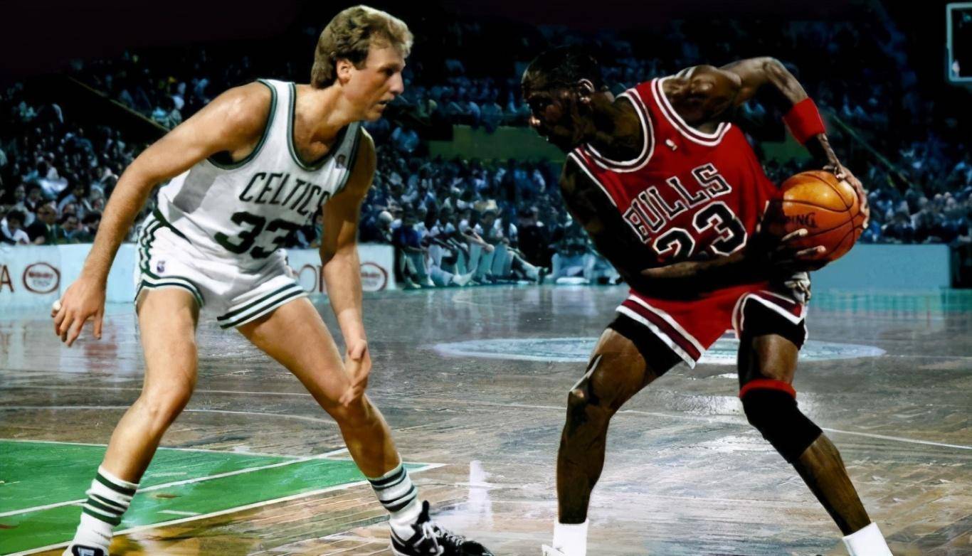 库里心中NBA最强阵容，詹姆斯落选，奥尼尔：三连冠唾手可得