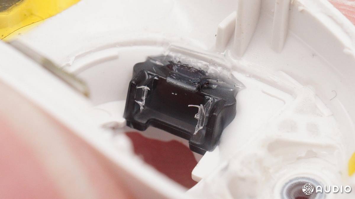 测评盘点|拆解报告：Bose QuietComfort Earbuds 真无线降噪耳机