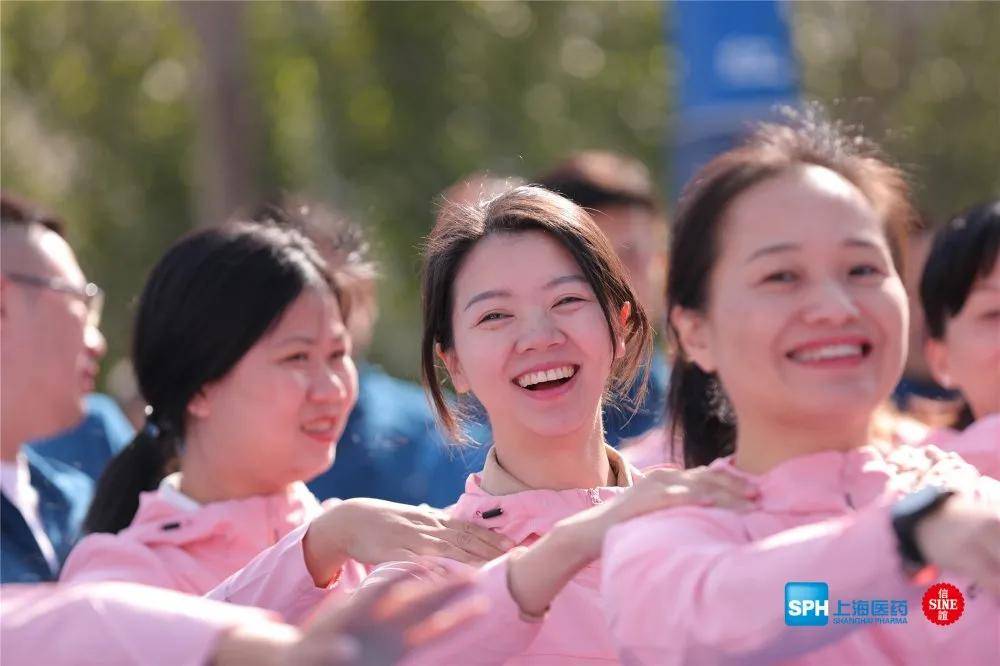 上海信谊联合医药药材公司虚增差旅费2003.