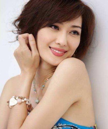 她是最美李莫愁，曾被骗走全部身家，今嫁20亿富