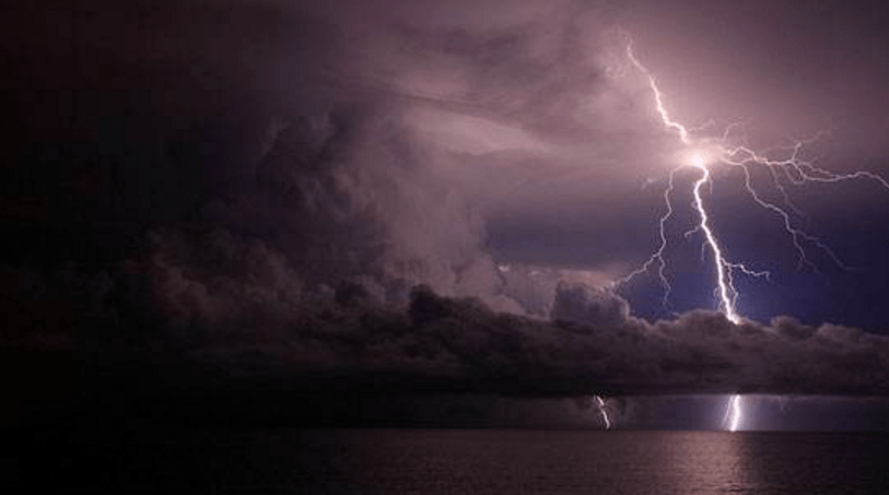 神话|烧光51亿，被李嘉诚看重的“神话”成了“笑话”