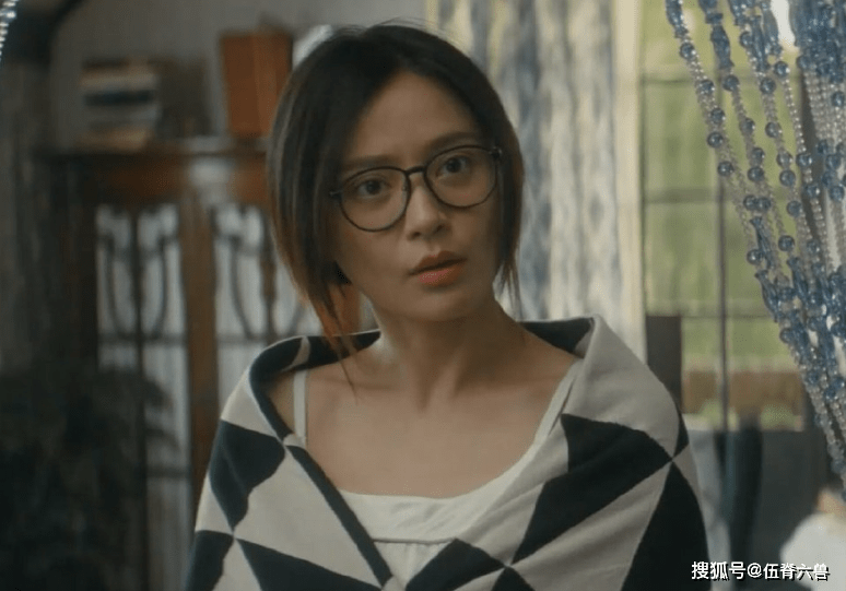 《知否》中的墨兰,在李易峰新剧中成了“颜值担当”
