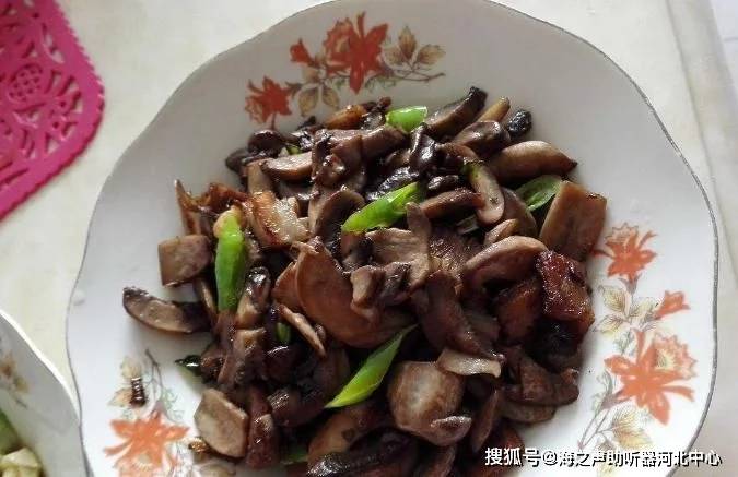 含什么菇成语_含反义词的成语有什么