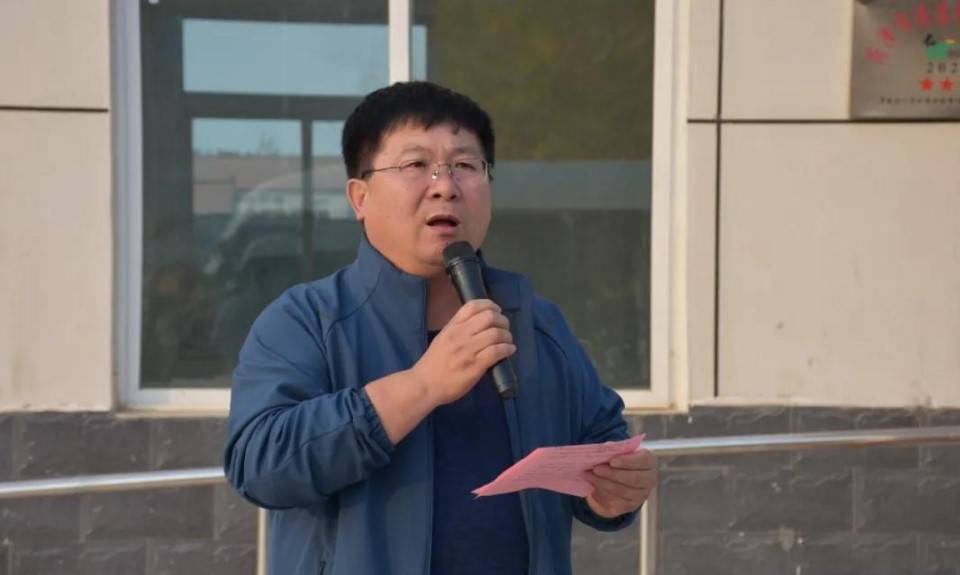 山东东明县委副书记,县长孙迁国一行到大屯镇调研指导"户户通"工作