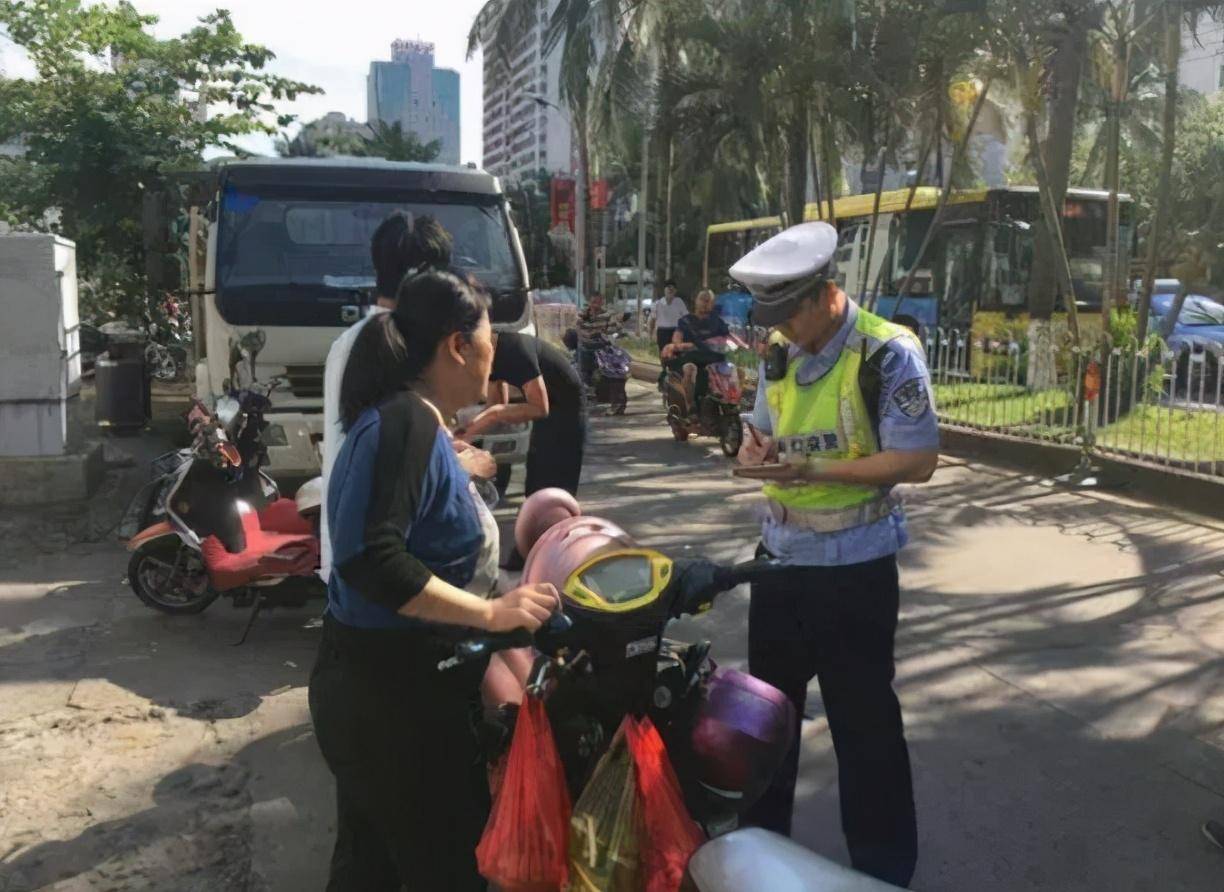 人均电动车_雅迪电动车(2)