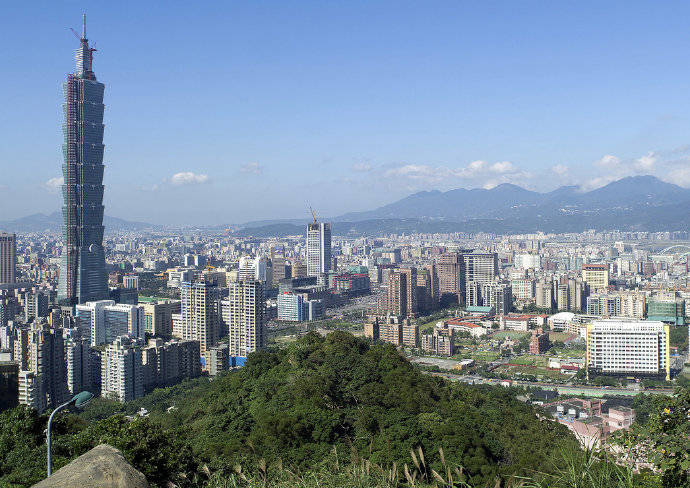 深圳2020年gdp3万亿_深圳地铁线路图2020年