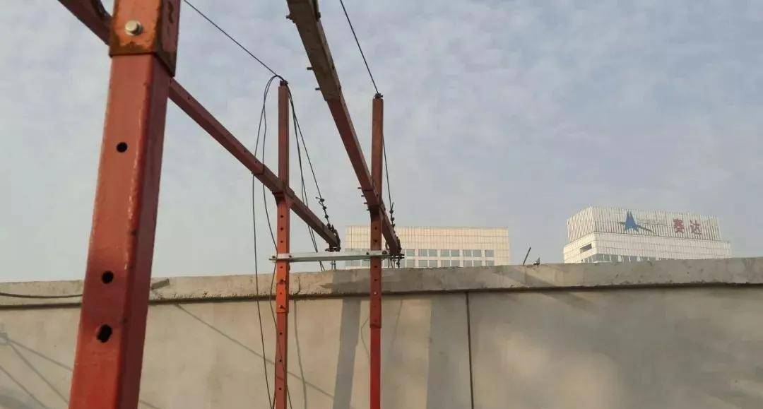 安全人“看着”都舒服的图片