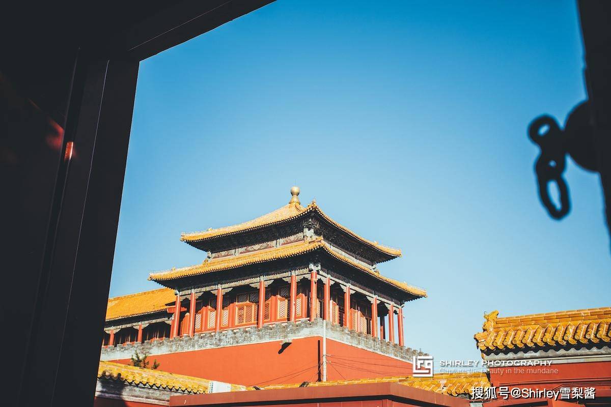 紧邻故宫，却是最容易被游客忽略的景点，花上2元便能拥有北京最美秋天