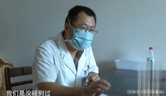 男生肚子痛得要命 601a288f02a4484aa33974f87267a1e8.png